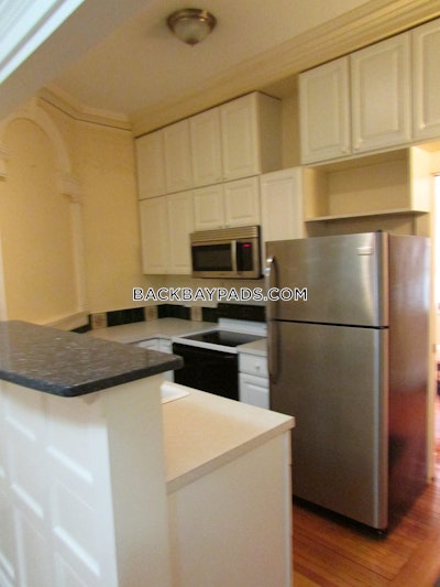 Back Bay 2 Bed 1 Bath BOSTON Boston - $4,750 No Fee