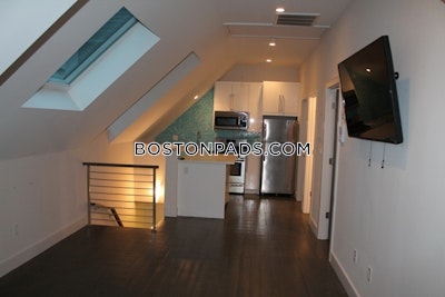 Dorchester/south Boston Border Sunny & Unique 3BD/2BA Apartment on Southie/Dorchester Border Boston - $3,650
