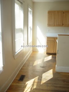 Lower Allston Apartment for rent 3 Bedrooms 1.5 Baths Boston - $3,375