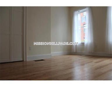 Roxbury Apartment for rent 2 Bedrooms 2 Baths Boston - $2,550