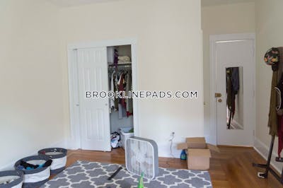 Brookline Apartment for rent 1 Bedroom 1 Bath Washington Square - $2,595 No Fee