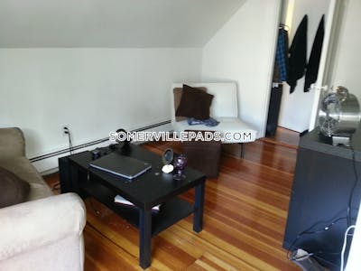 Somerville Inviting 1-bedroom Apartment in Davis Square Somerville  Davis Square - $2,600