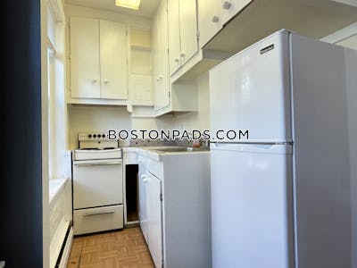 Beacon Hill Studio 1 Bath Boston - $2,100 No Fee