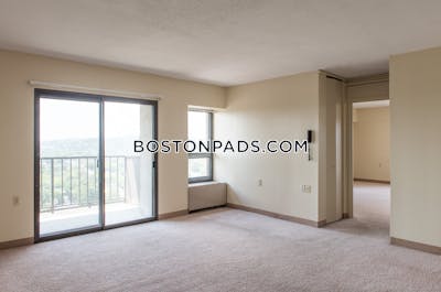 Brookline 1 Bed 1 Bath  Boston University - $2,865