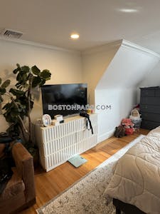 Brookline 3 Bed 2 Bath BROOKLINE  Cleveland Circle - $5,000