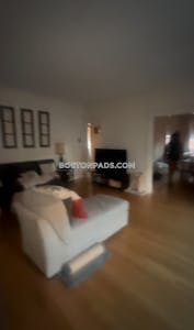 Brookline 3 Beds 1 Bath  Coolidge Corner - $3,500