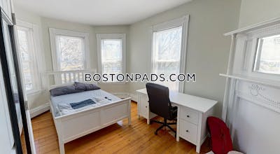 Cambridge 5 Bed 2 Bath CAMBRIDGE  Central Square/cambridgeport - $6,000