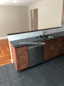 Waltham 3 Bed 1 Bath WALTHAM $3,600 - $3,400