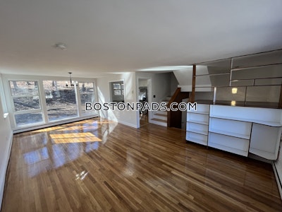Brookline Nice 3 Bed 1 Bath available NOW on Chestnut St. in Brookline   Brookline Hills - $4,000 No Fee