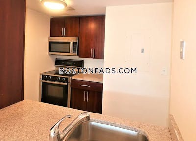 Cambridge 1 Bed 1 Bath  Lechmere - $3,200