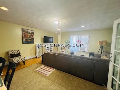 Brighton 3 Beds 1 Bath Boston - $3,600