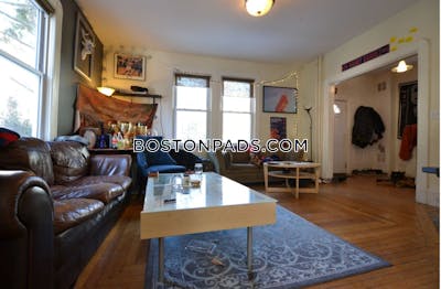 Brighton 5 Beds 4 Baths Boston - $6,150