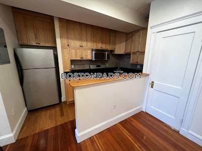 Brookline 3 Beds 2 Baths  Washington Square - $3,500 No Fee