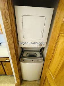 Somerville 6 Bed 2 Bath SOMERVILLE  Tufts - $6,900