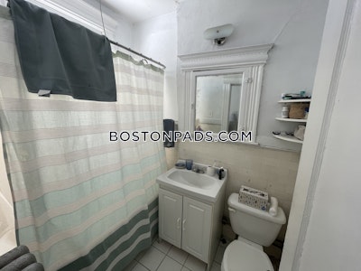 Back Bay 0 Bed 1 Bath BOSTON Boston - $2,000 No Fee