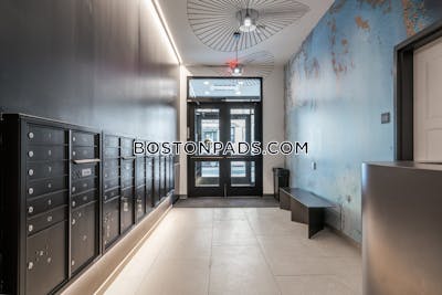 Fenway/kenmore 3 Beds 1.5 Baths Boston - $6,274