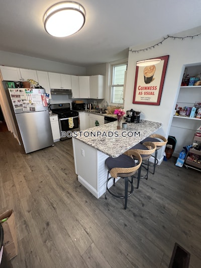 East Boston 3 Bed 1 Bath BOSTON Boston - $3,295 No Fee