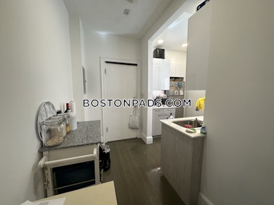 Fenway/kenmore 1 Bed 1 Bath BOSTON Boston - $3,100 No Fee