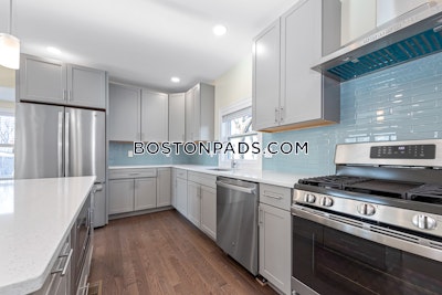 Medford 7 Beds 6+ Baths  Medford Square - $6,250