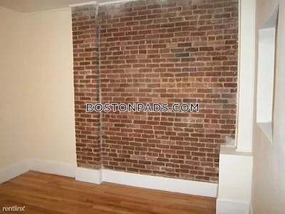 Brighton 3 Bed 1 Bath BOSTON Boston - $3,300 No Fee