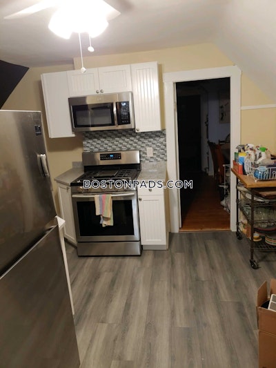 Somerville 1 Bed 1 Bath SOMERVILLE  Porter Square - $2,900