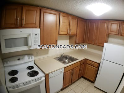 Cambridge 2 Bed 1 Bath CAMBRIDGE  Mt. Auburn/brattle/ Fresh Pond - $2,900 No Fee