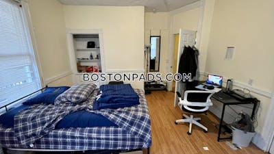 Mission Hill 4 Bed, 2 Bath Unit Boston - $5,150 No Fee