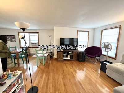 Brighton 3 Beds 1 Bath Boston - $3,400