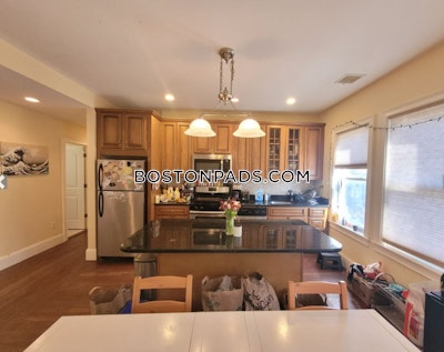 Mission Hill 4 Beds 2 Baths Boston - $6,875