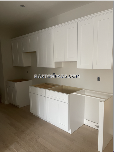 Allston 5 Beds 2 Baths Boston - $7,595 No Fee