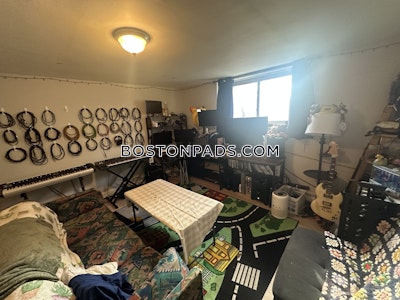 Brighton 2 Bed 1 Bath BOSTON Boston - $2,710