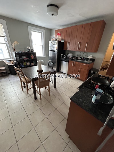 Cambridge 3 Bed 1 Bath CAMBRIDGE  Kendall Square - $4,190
