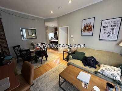 Back Bay 1 Bed 1 Bath Boston - $3,000