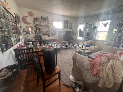 Brighton 3 Beds 1 Bath Boston - $3,400