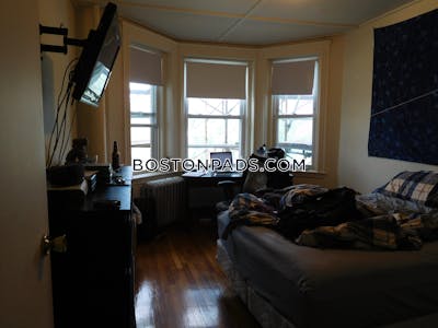 Fenway/kenmore 1 Bed 1 Bath Boston - $2,795 No Fee