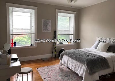 Brookline 4 Bed 2 Bath BROOKLINE- WASHINGTON SQUARE $4,500  Washington Square - $5,300