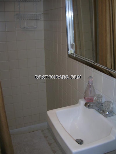 Back Bay 0 Bed 1 Bath BOSTON Boston - $1,950 No Fee