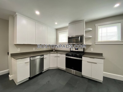 Cambridge Sleek 3BD/BA Apartment in Riverside  Central Square/cambridgeport - $4,150 No Fee