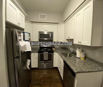Quincy 1 Bed 1 Bath  Quincy Center - $2,449 No Fee