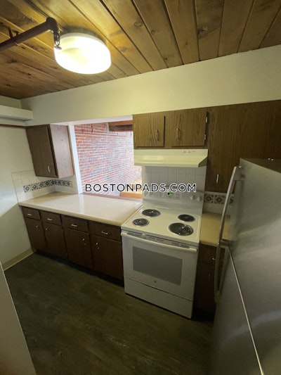 North End 2 Beds No Bath Boston - $4,250