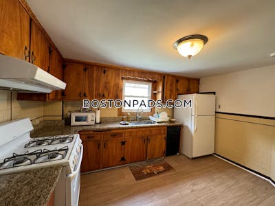 Medford 5 Beds 2 Baths  Tufts - $5,500