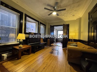 Fort Hill Spacious, Cozy 4 Bed 2 Bath in Fort Hill! Boston - $4,400