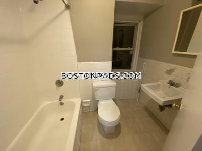 Newton 1 Bed 1 Bath NEWTON  Newton Highlands - $1,850