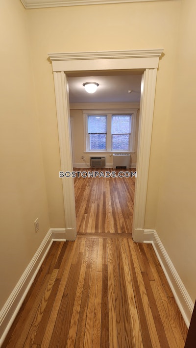 Cambridge 0 Bed 1 Bath CAMBRIDGE  Harvard Square - $2,850 No Fee