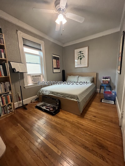 Somerville 2 Beds 1 Bath  Winter Hill - $3,100