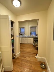 Brookline 2 Bed 1 Bath BROOKLINE- COOLIDGE CORNER $3,800  Coolidge Corner - $3,800 50% Fee