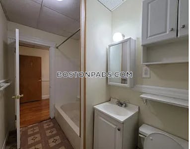 Fenway/kenmore 0 Bed 1 Bath BROOKLINE- BROOKLINE VILLAGE $2,400 Boston - $2,150 No Fee