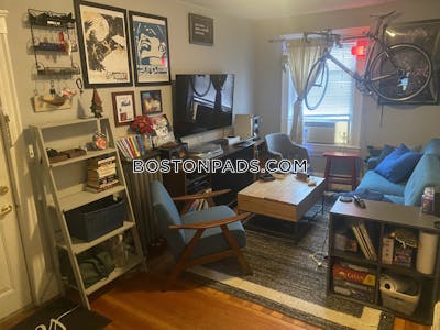 Cambridge 2 Beds 1 Bath on Alberta Terrace in Cambridge  Alewife - $2,700