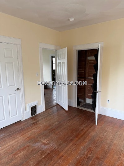 Somerville Great 3BD/1BA Somerville Apartment  Davis Square - $3,200
