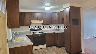 Quincy 2 Bed 1 Bath QUINCY  West Quincy - $2,800